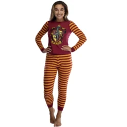 Harry Potter Hogwart's House Crest Tight Fit Adult Cotton Women's Pajama Set -Pure Wear Store GUEST 43cf97df 8d67 4319 9d0d 76ec495bc0fc